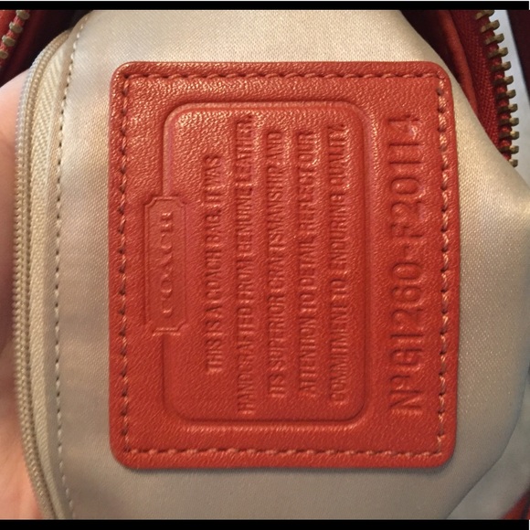 Coach purse - Picture 4 of 5